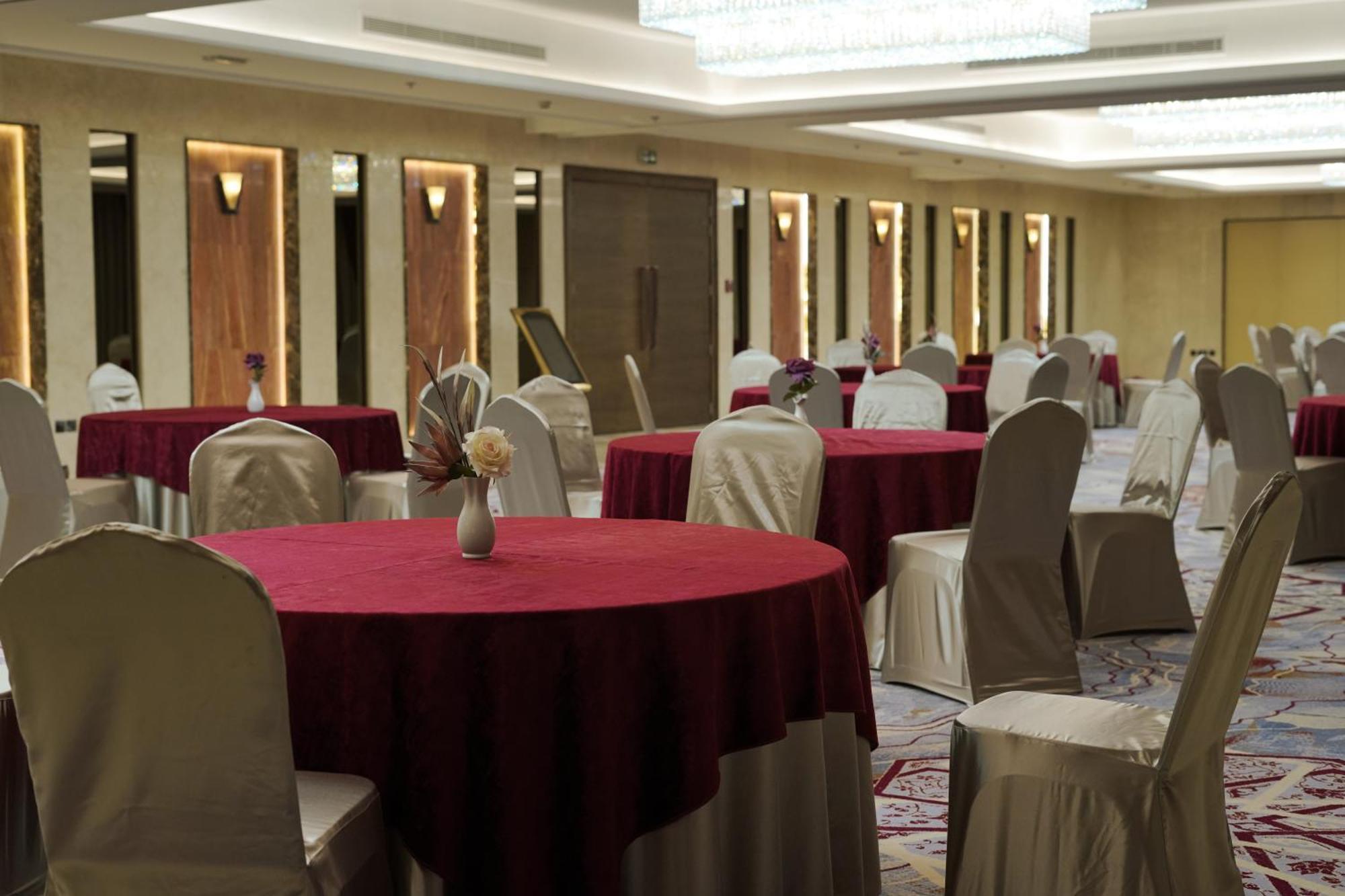 La Zona Continental Hotel Dubai Exterior photo